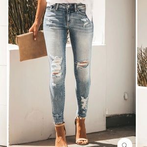 Vici Kancan distressed denim